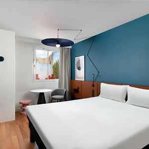 Camera standard con letto king size